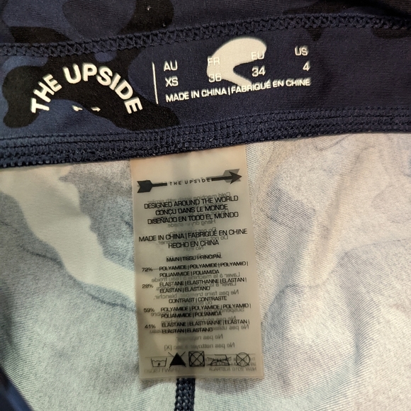 The Upside Cropped Blue Camo Leggings | Size 4 - Picture 2 of 7